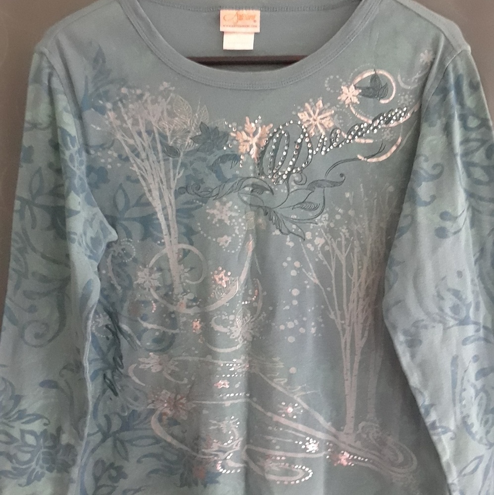Long sleeved shirt